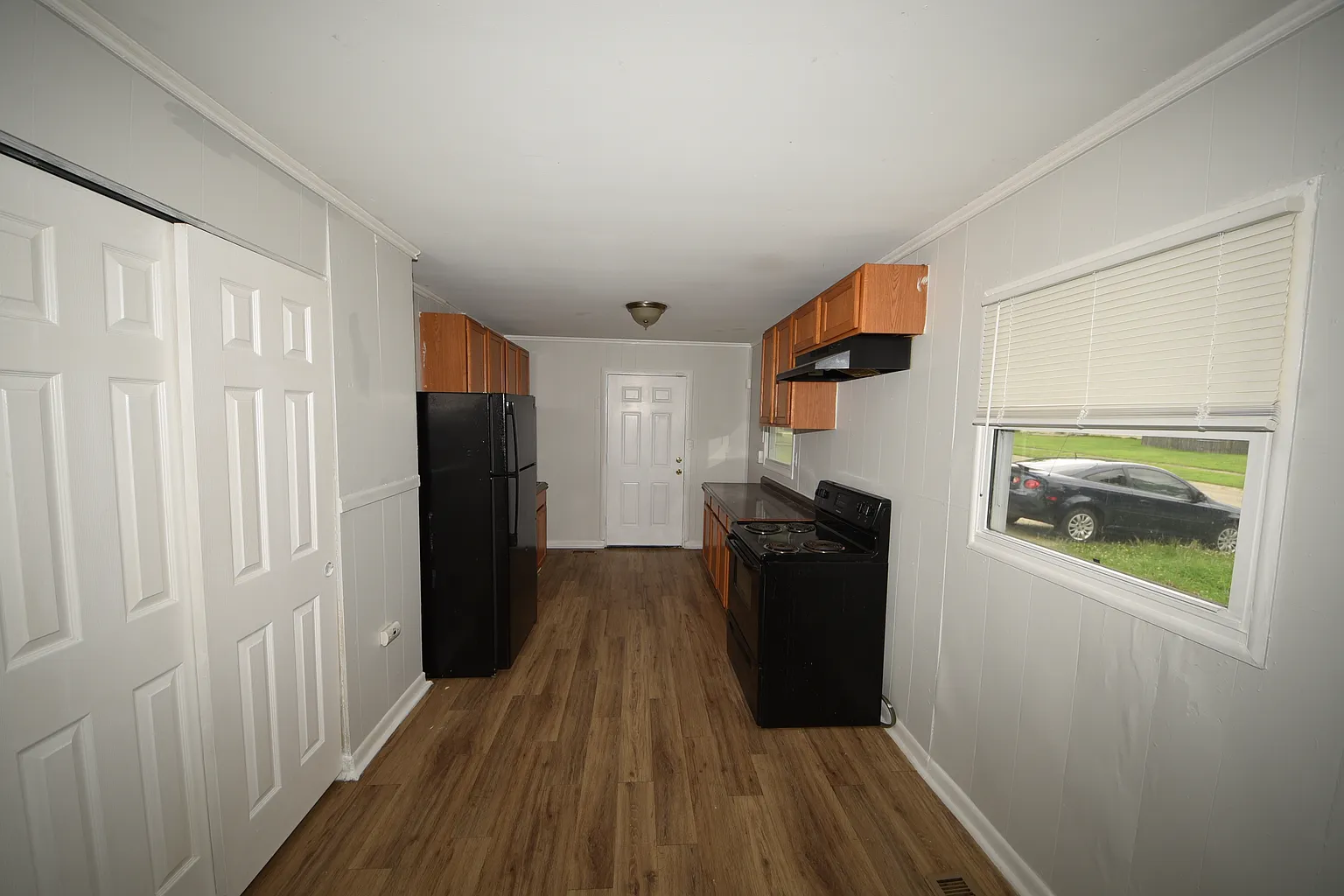 2541 Mariposa Drive - Photo 3