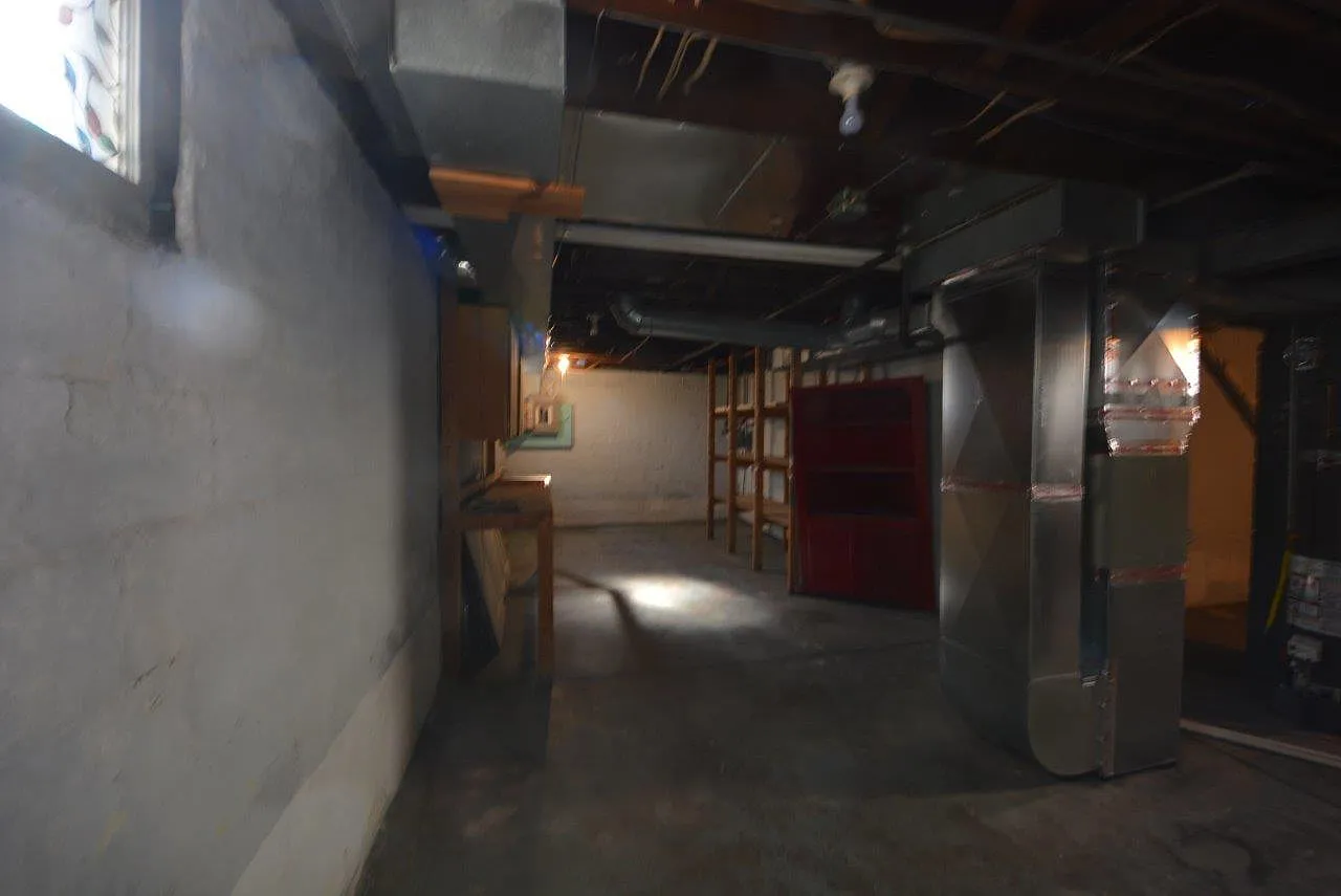 5804 Hawthorne Ave, Cincinnati, OH 45227 - Photo 19