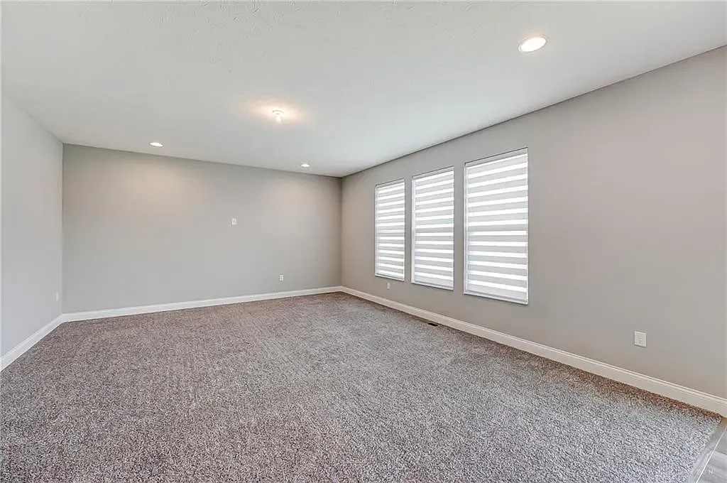 997 McKinney Ln, Dayton, OH 45458 - Photo 5