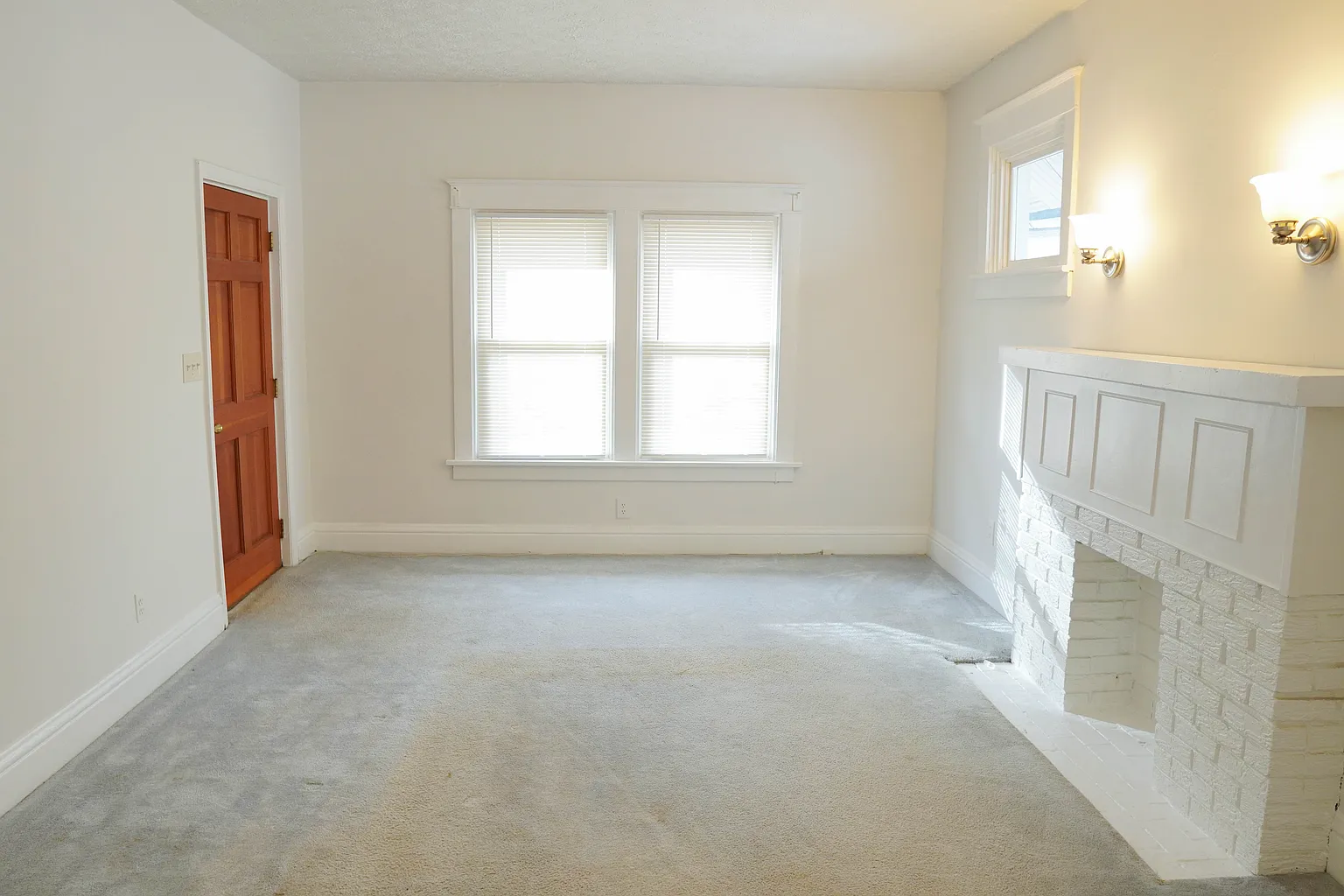 2837 Hyde Park Pl, Cincinnati, OH 45208 - Photo 2